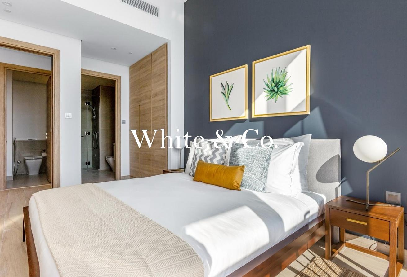 Furnished | Marina View | Largest Layout photo 7
