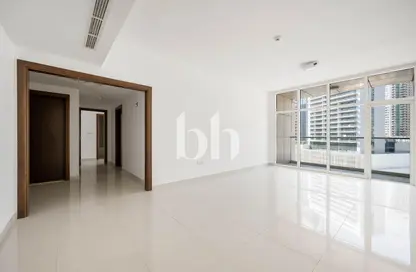 شقة - 2 غرف نوم - 3 حمامات للايجار في برج كورال - الخليج التجاري - دبي