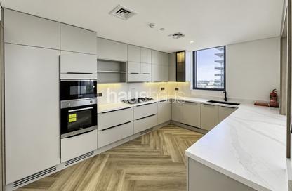 شقة - 3 - 5 للإيجار في 399 هيلز بارك ب - 399 Hills Park - دبي هيلز استيت - دبي