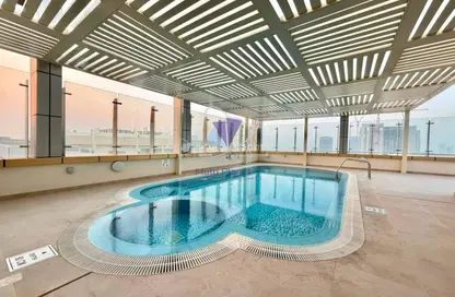 Apartment - 1 Bathroom for rent in Tourist Club Area - Abu Dhabi