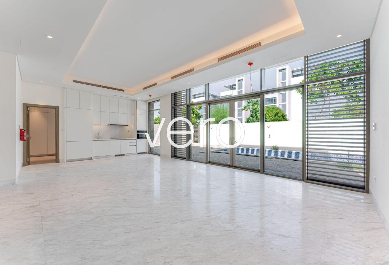 Corner | Brand New Villa | Type 2 Layout photo 5