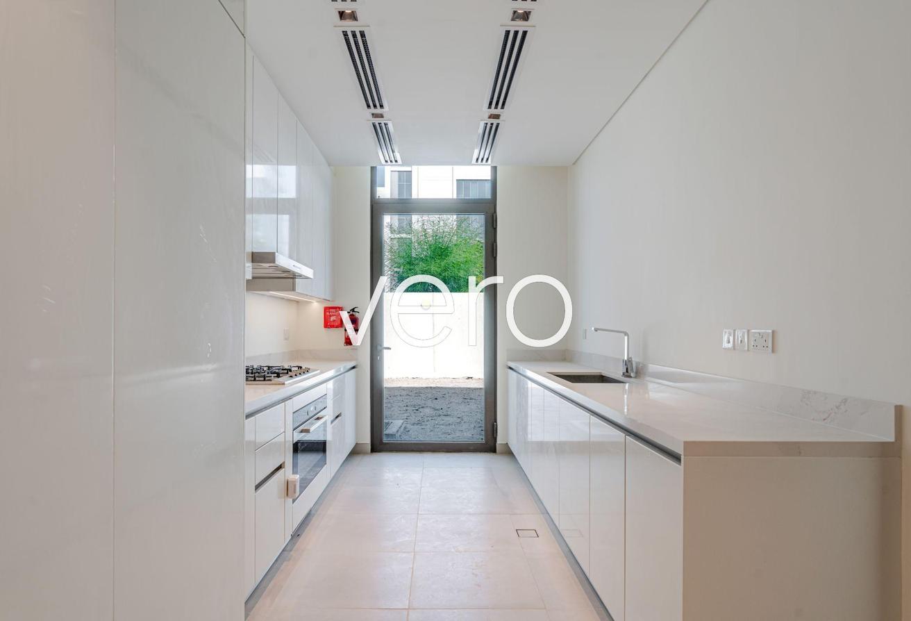Corner | Brand New Villa | Type 2 Layout photo 6