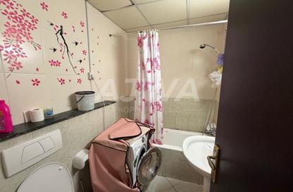 Apartment - 2 - 3 for rent in Lake City Tower - JLT Cluster D - Jumeirah Lake Towers - Dubai