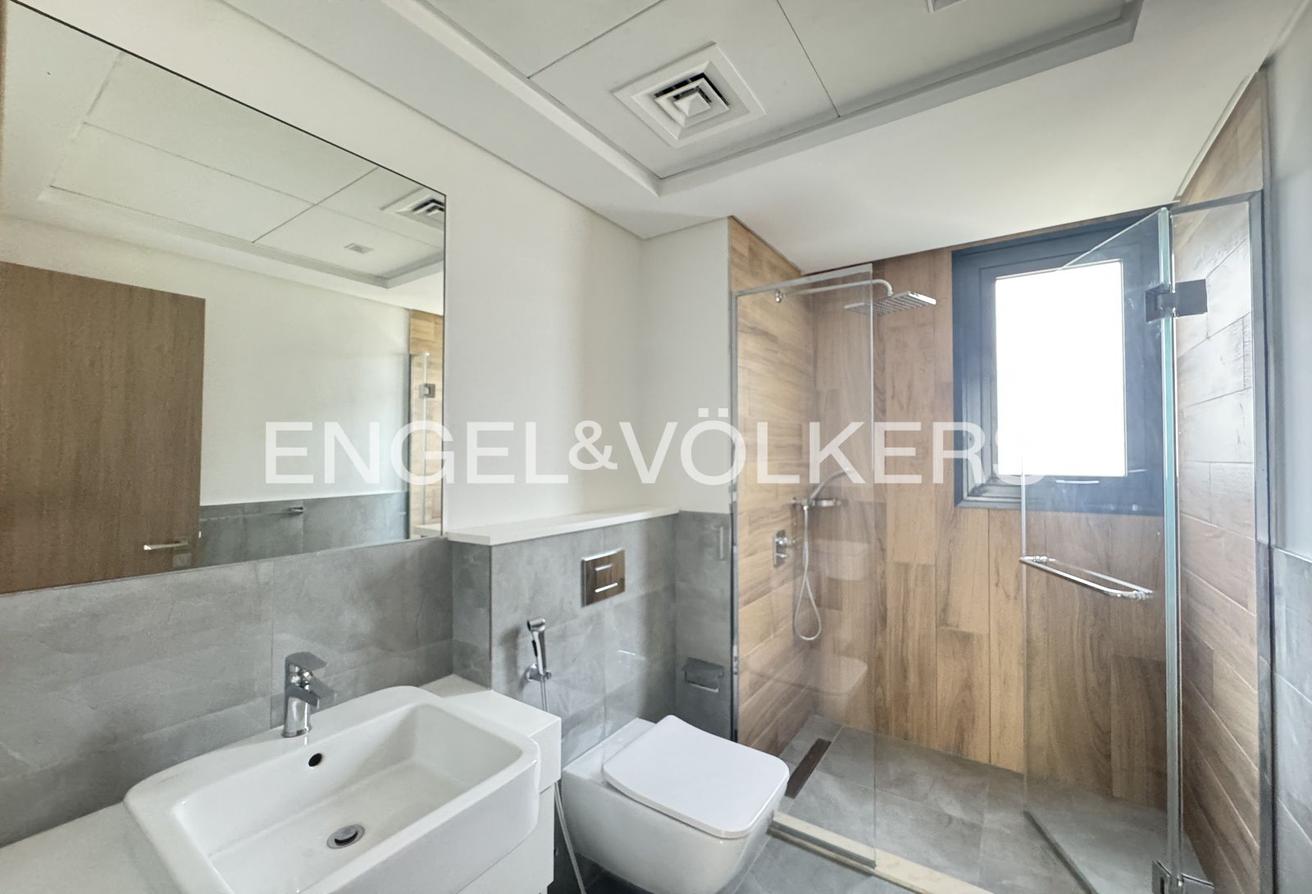 Internal Location | Vacant | Maids Room photo 14