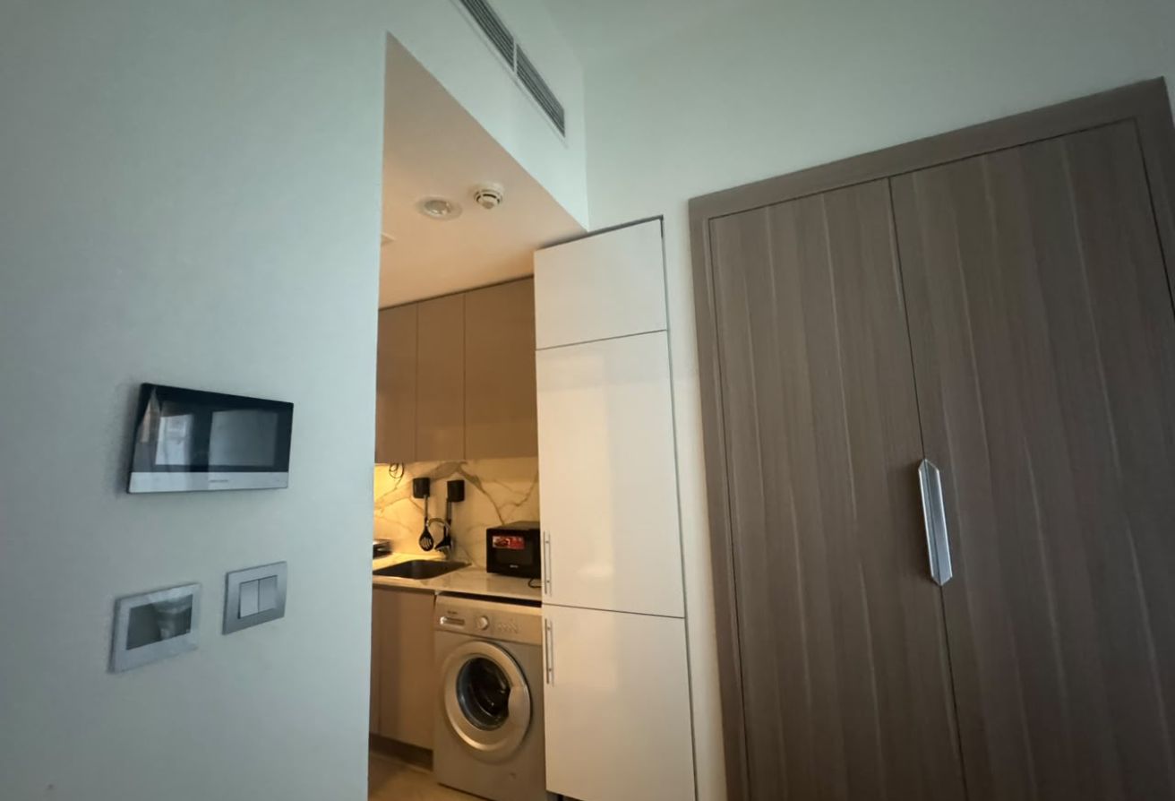 Studio apartment in Azizi Riviera 16, Meydan: 11