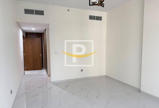 104692371 - صورة العقار 2