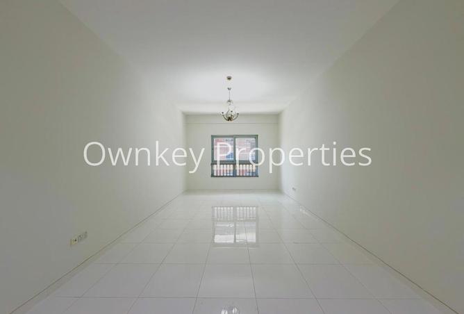 77796740 - Property Image 2