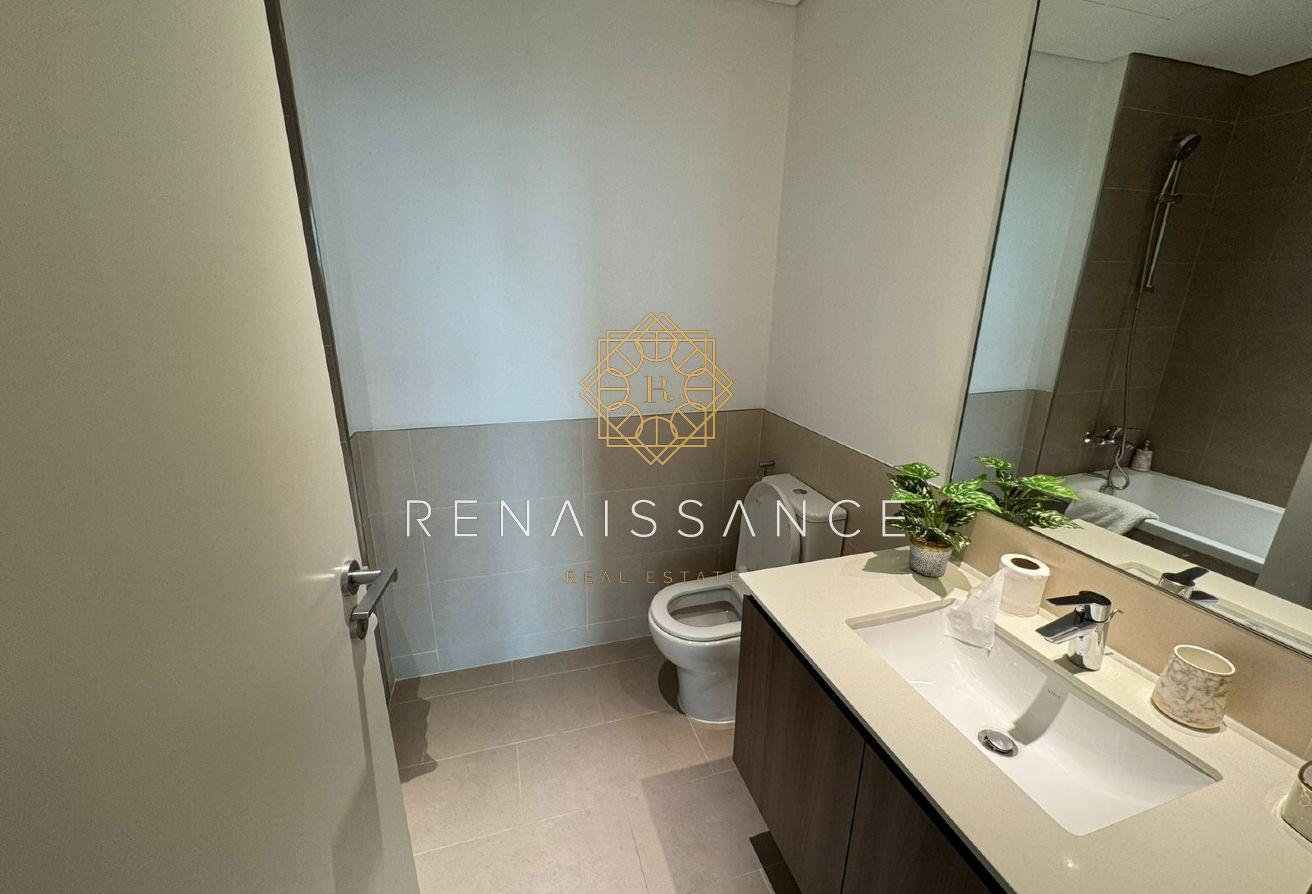 Bright 2BR Apartment | Prime Area and Community photo 10