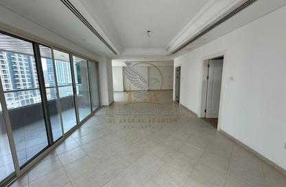 Apartment - 3 - 3 for rent in Latifa Tower - Al Majaz 1 - Al Majaz - Sharjah