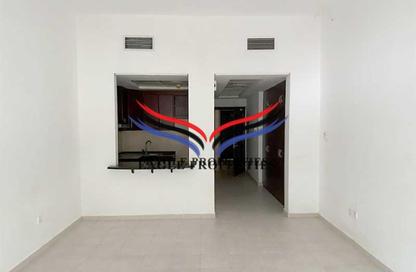 Apartment - Studio - 1 for rent in Building 104 - Mediterranean Cluster - Discovery Gardens - Dubai