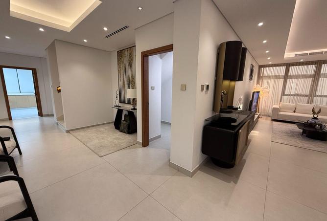 73854023 - Property Image 3