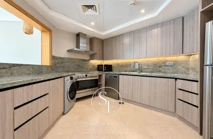Apartment - 2 Bedrooms - 3 Bathrooms for rent in Al Shahla - Shoreline Apartments - Palm Jumeirah - Dubai