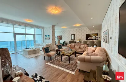 Apartment - 3 Bedrooms - 4 Bathrooms for sale in Marina Arcade Tower - Dubai Marina - Dubai