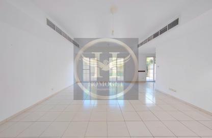 Villa - 3 Bedrooms - 3 Bathrooms for rent in Springs 11 - The Springs - Dubai