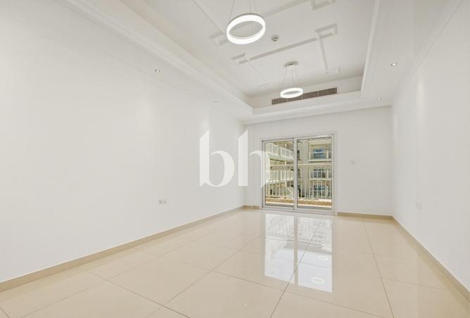 106834393 - Property Image 2