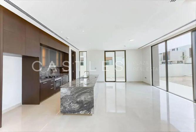 130223963 - Property Image 2