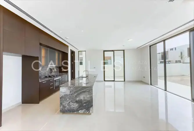 130223963 - Property Image 2