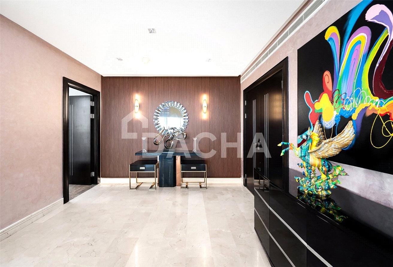 PENTHOUSE DUPLEX | Fully Upgraded | Full Palm View photo 11