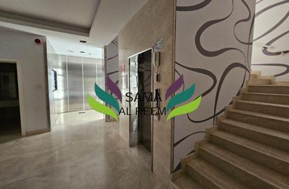 Villa - Studio - 4 Bathrooms for rent in Umm Suqeim 1 Villas - Umm Suqeim 1 - Umm Suqeim - Dubai