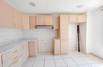 Villa - 3 Bedrooms - 4 Bathrooms for rent in Springs 11 - The Springs - Dubai