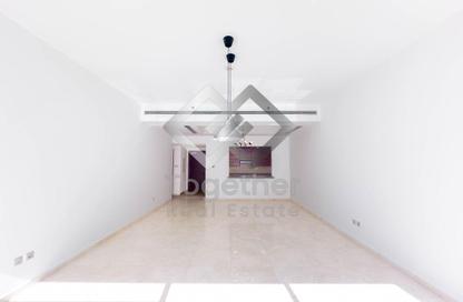 Apartment - 1 Bedroom - 2 Bathrooms for rent in Bay Square Building 3 - Bay Square - Business Bay - Dubai