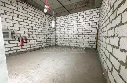 Shop - Studio for rent in Schon Business Park - Dubai Investment Park (DIP) - Dubai