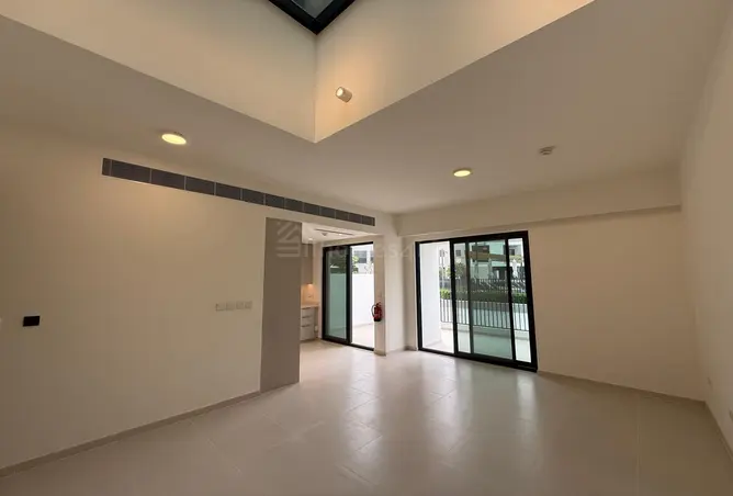100420738 - Property Image 3