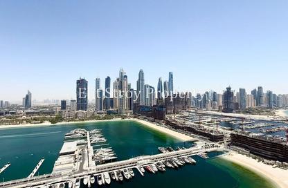 Apartment - 2 Bedrooms - 2 Bathrooms for rent in Marina Vista Tower 2 - Marina Vista - Emaar Beachfront - Dubai Harbour - Dubai