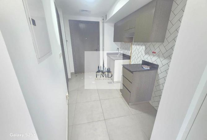 142372001 - Property Image 3