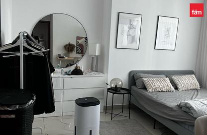 Apartment - 1 Bedroom - 2 Bathrooms for sale in Marina Pinnacle - Dubai Marina - Dubai