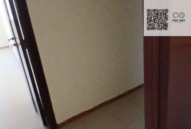 100402422 - Property Image 3