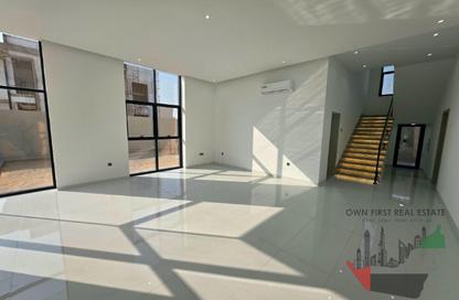 Villa - 5 - 7 for rent in Al Aweer 1 - Al Aweer - Dubai