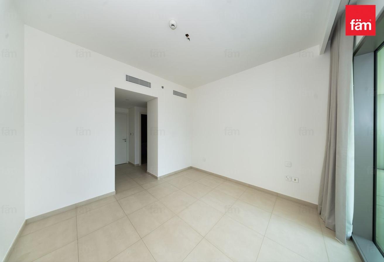 Corner Unit | Unfurnished | Burj Khalifa View photo 18