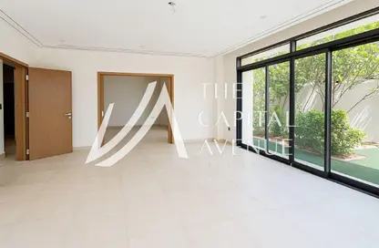Villa - 5 Bedrooms - 6 Bathrooms for rent in West Yas - Yas Island - Abu Dhabi