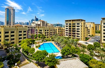 Apartment - 3 Bedrooms - 2 Bathrooms for rent in Al Ghaf 2 - Al Ghaf - Greens - Dubai