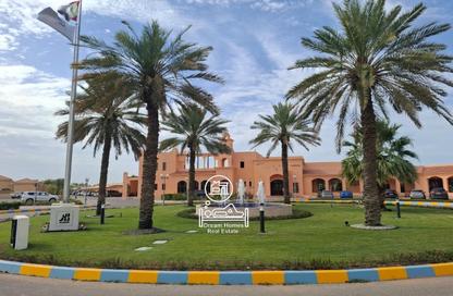 Villa - 4 Bedrooms - 5 Bathrooms for rent in Sas Al Nakheel - Abu Dhabi