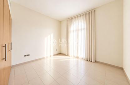 Villa - 4 - 5 for rent in District 9 - Jumeirah Park - Dubai