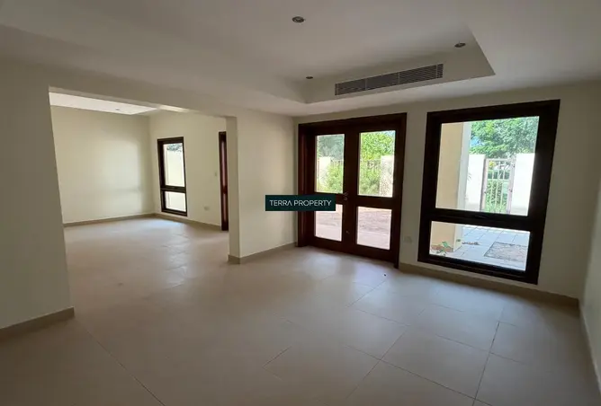 156014624 - Property Image 2