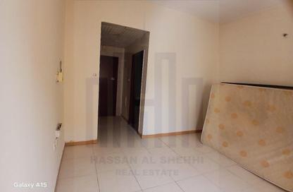 Apartment - Studio - 1 Bathroom for rent in Muwailih Building - Muwaileh - Sharjah