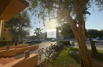 شقة - غرفة نوم - 1 حمام للايجار في مباني الحدائق - الحدائق - دبي