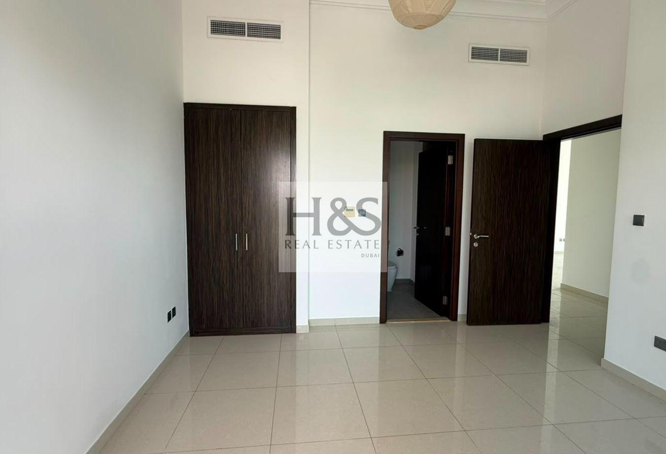 5 Bed Ensuite l Maid Room |Stand Alone l Park View photo 4