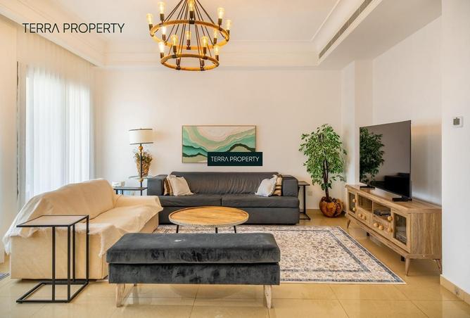 81115989 - Property Image 2