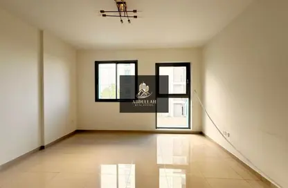 شقة - 1 حمام للايجار في أبتاون الزاهية - الزاهية - تجارية مويلح - الشارقة