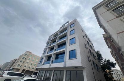 Shop - Studio for rent in Al Qulaya'ah - Al Sharq - Sharjah