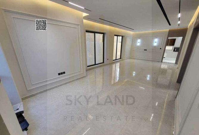 98240731 - Property Image 3