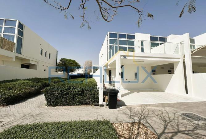87041119 - Property Main Image