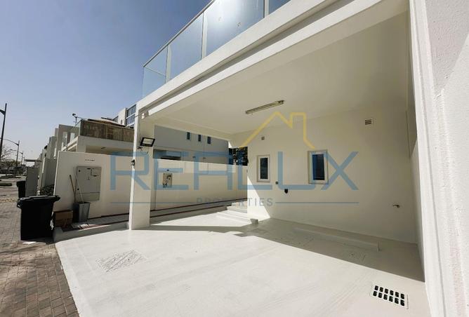 87041119 - Property Image 3