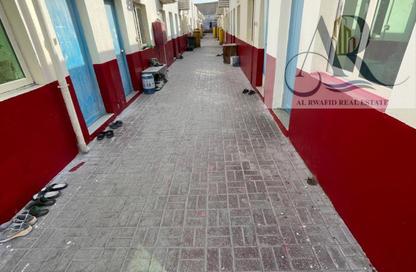 Labor Camp - Studio - 7+ Bathrooms for rent in Ali Mousa Building - Al Sajaa Industrial - Al Sajaa - Sharjah