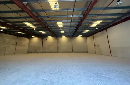Warehouse - 1 Bedroom for sale in Phase 2 - Dubai Investment Park (DIP) - Dubai