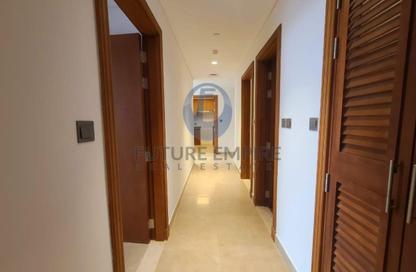 Apartment - 2 Bedrooms - 4 Bathrooms for rent in Airport Road Area - Al Garhoud - Dubai